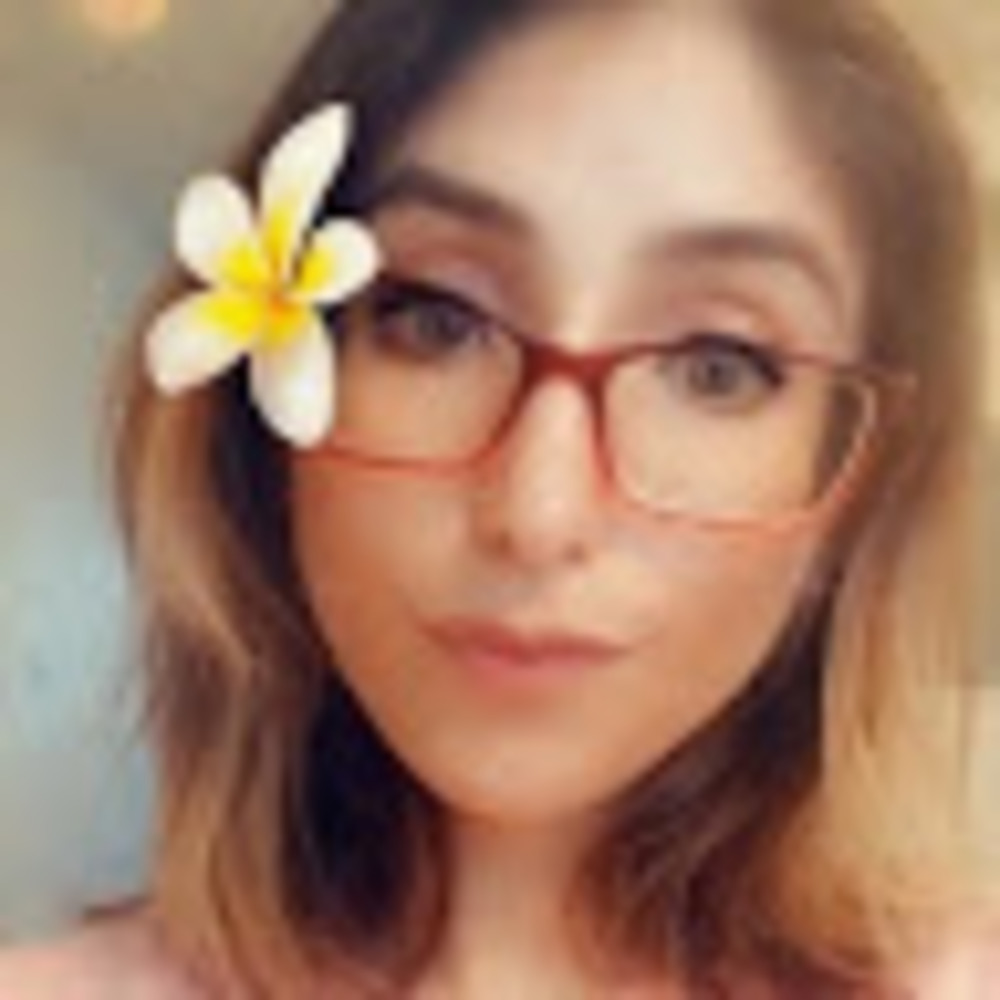 Meet your Posher, Mayhra